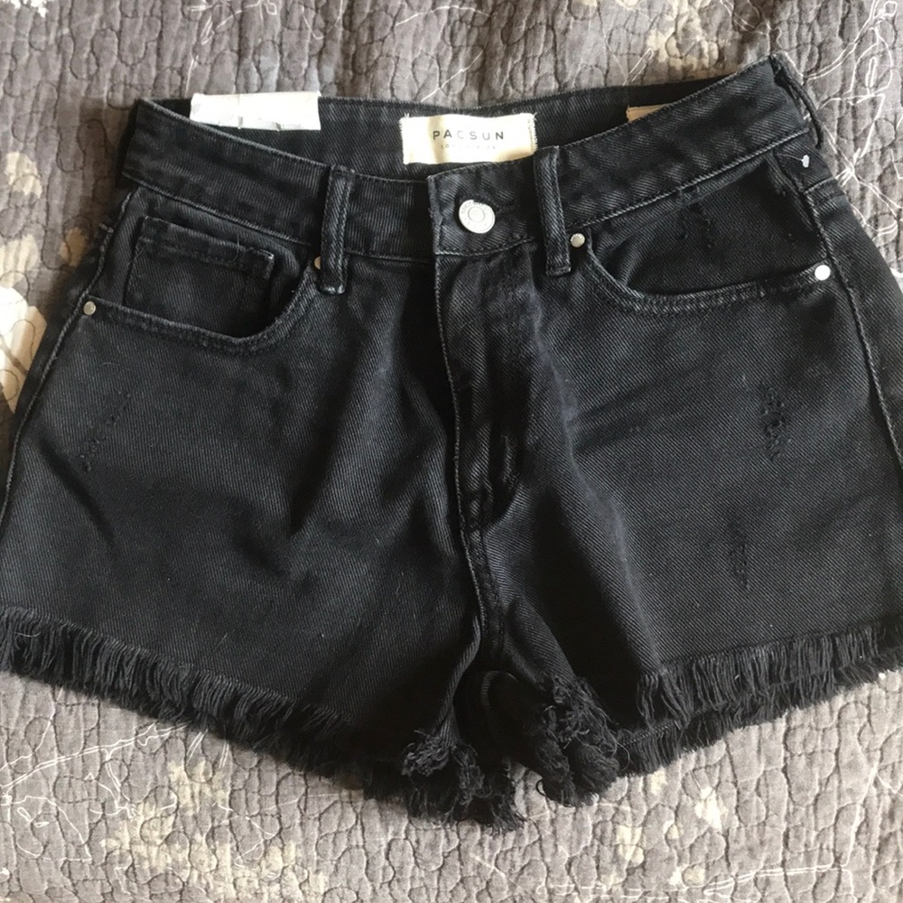 Brand spankin new high rise shorts